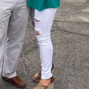 White skinny jeans with holes